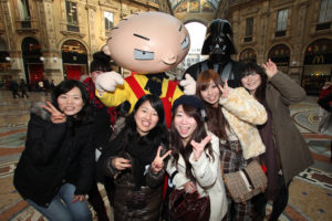 Stewie Griffin e Darth Vader incontrano fan Giapponesi